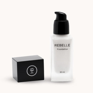 FOND DE TEINT REBELLE + POUDRE